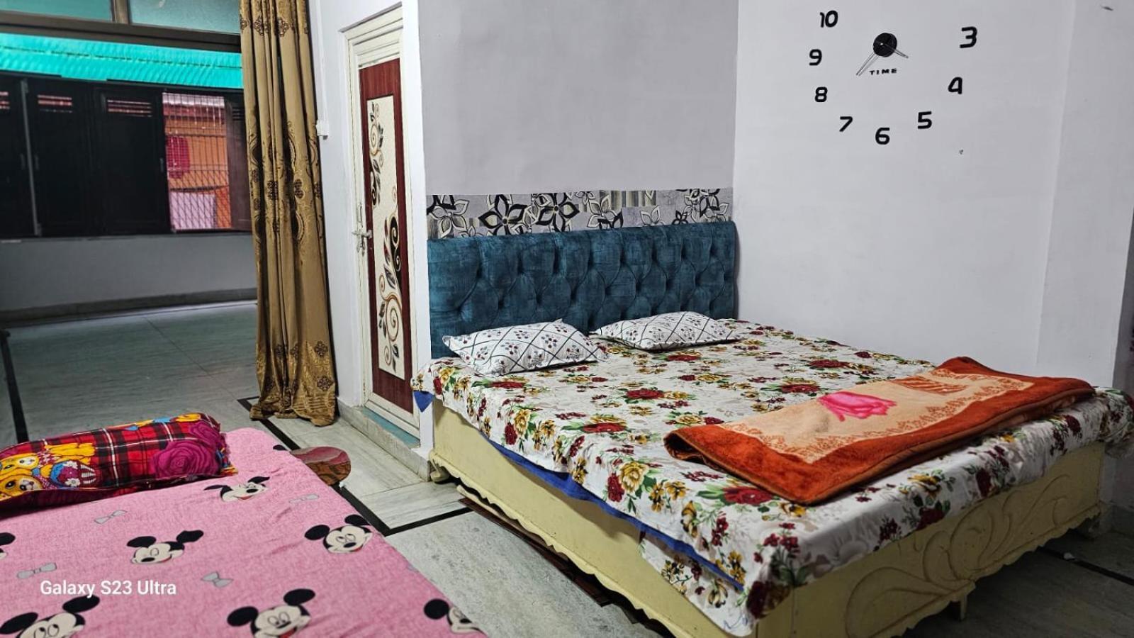 Aparna Niwas Home Stay Family Friendly Varanasi Luaran gambar